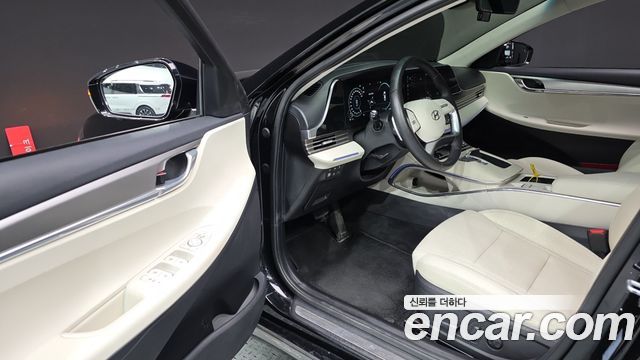 Hyundai Grandeur 2023 — photo 13
