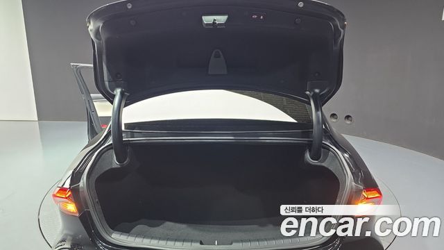 Hyundai Grandeur 2023 — photo 24
