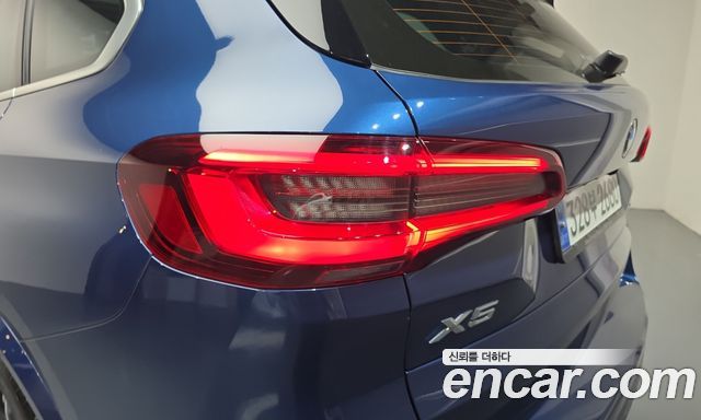 BMW X5 2023 — photo 9