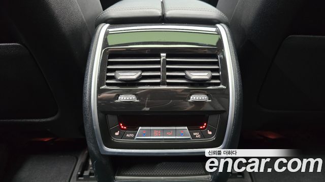 BMW X5 2023 — photo 31