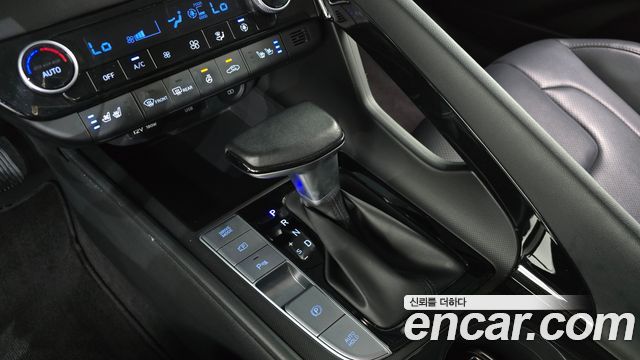 Hyundai AVANTE 2023 — photo 9
