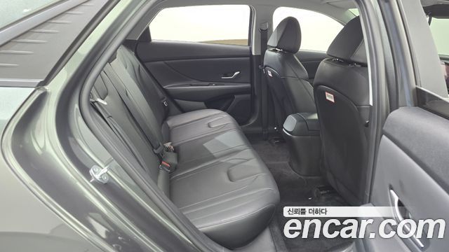 Hyundai AVANTE 2023 — photo 11