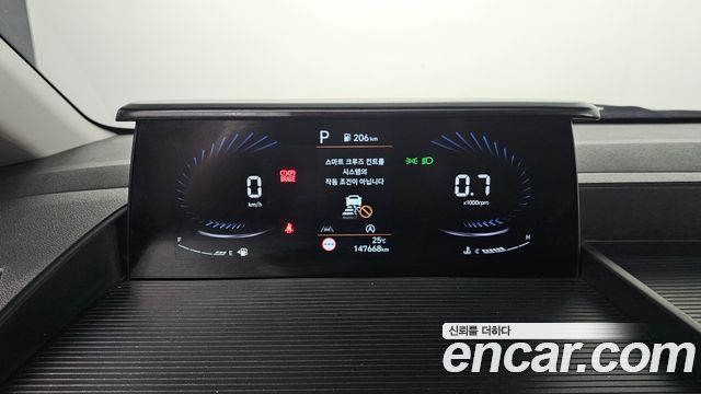 Hyundai Staria 2022 — photo 8