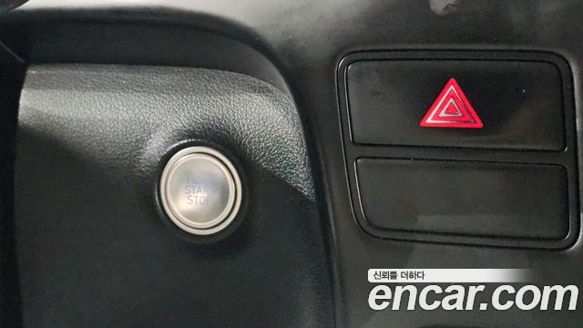 Hyundai Staria 2022 — photo 18