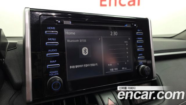 Toyota RAV4 2019 — photo 20