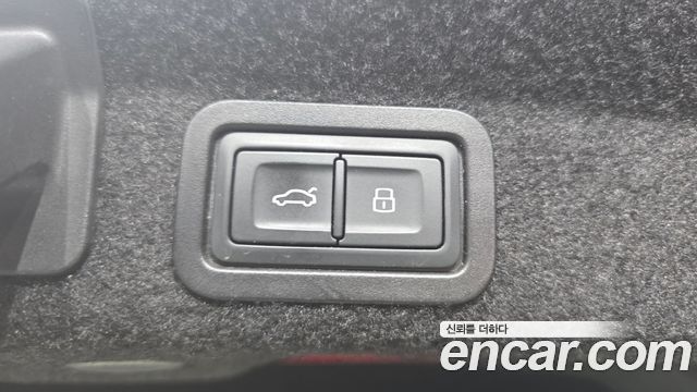 Audi A6 2020 — photo 22