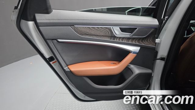 Audi A6 2020 — photo 15