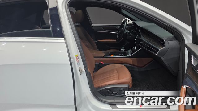 Audi A6 2020 — photo 16