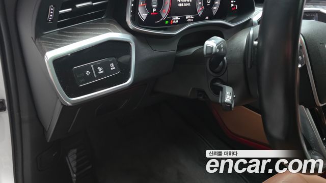 Audi A6 2020 — photo 27