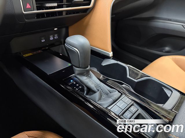 Toyota Camry 2026 — photo 9