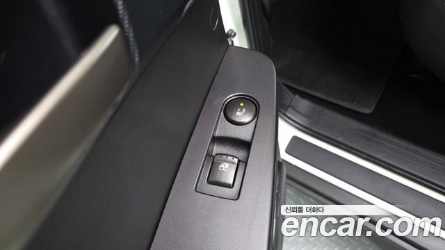 KG Mobility KORANDO 2017 — photo 19