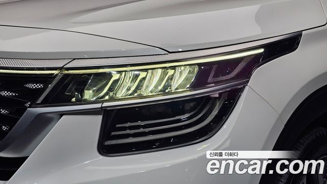 Kia Seltos 2020 — photo 8