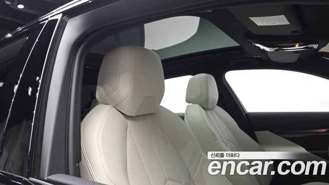 BMW 5-Series 2026 — photo 17
