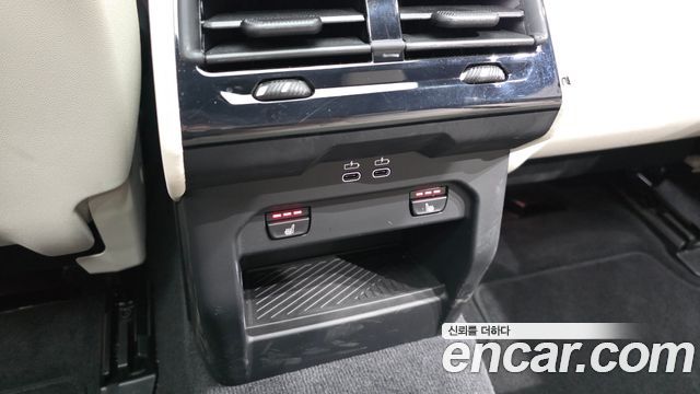 BMW 5-Series 2026 — photo 19