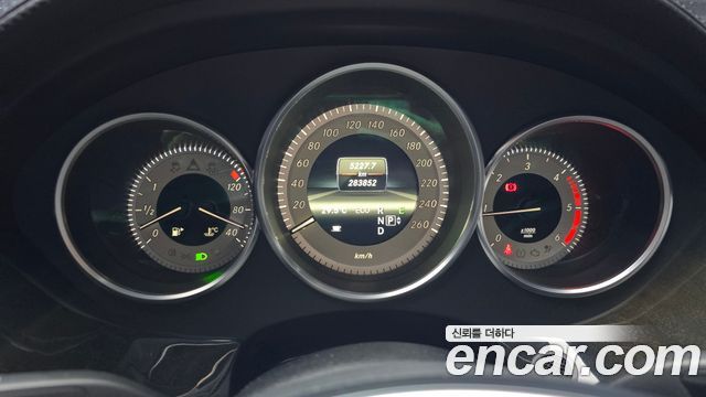 Mercedes-Benz CLS-Class 2013 — photo 8