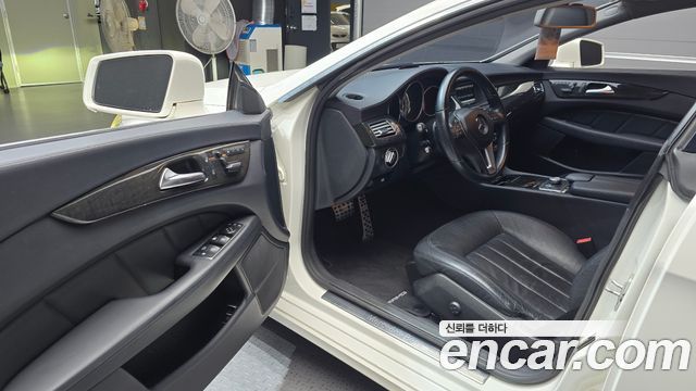Mercedes-Benz CLS-Class 2013 — photo 10