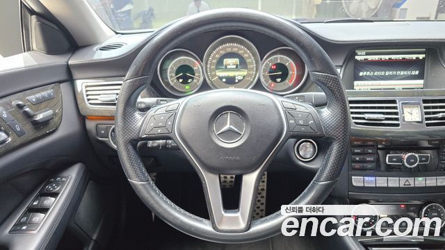 Mercedes-Benz CLS-Class 2013 — photo 13