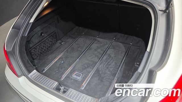Mercedes-Benz CLS-Class 2013 — photo 20