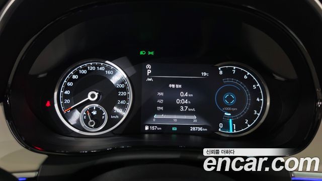 Genesis GV70 2024 — photo 11
