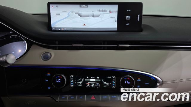 Genesis GV70 2024 — photo 18