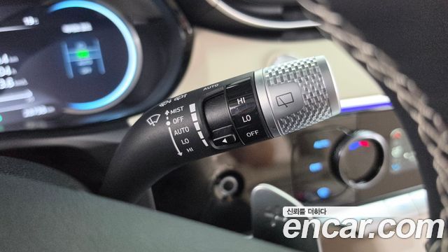 Genesis GV70 2024 — photo 27