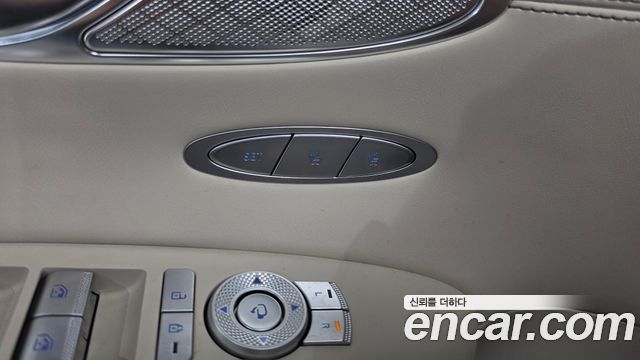 Genesis GV70 2024 — photo 32