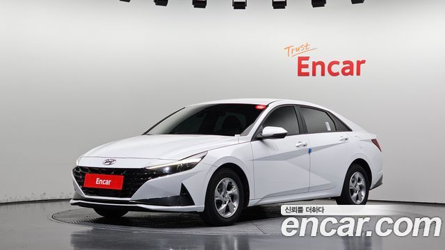 Hyundai AVANTE 2022 — photo 1