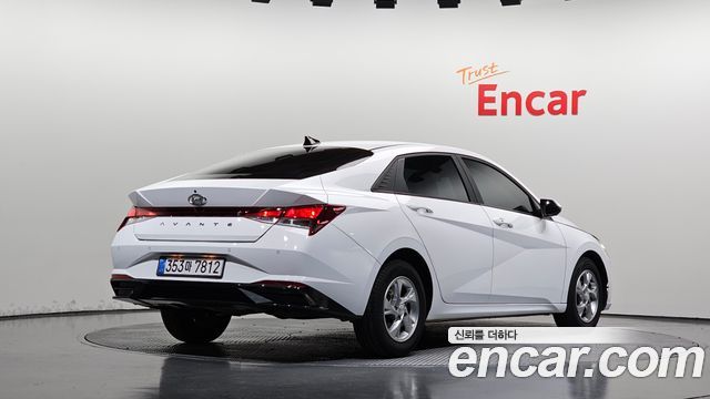 Hyundai AVANTE 2022 — photo 2