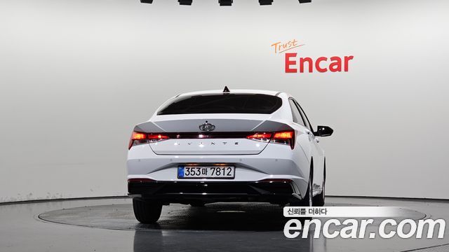 Hyundai AVANTE 2022 — photo 4