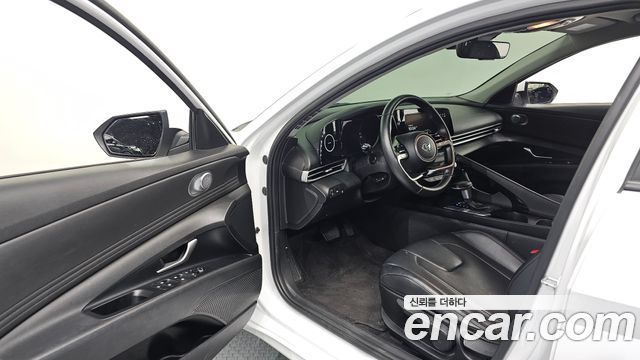 Hyundai AVANTE 2022 — photo 10