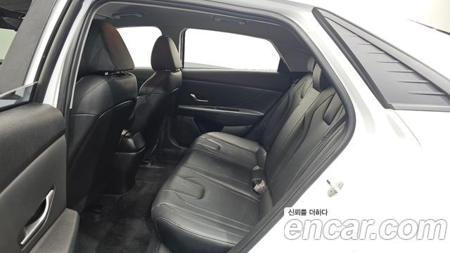 Hyundai AVANTE 2022 — photo 11