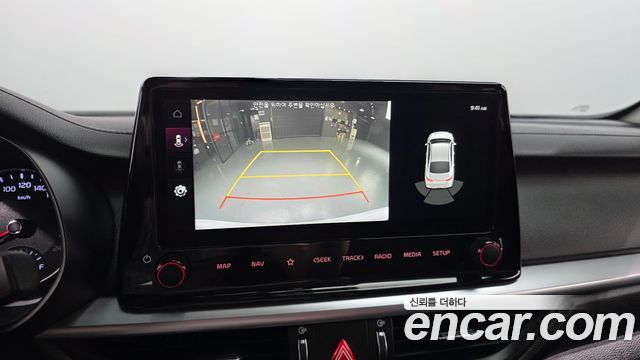 Kia K3 2022 — photo 23