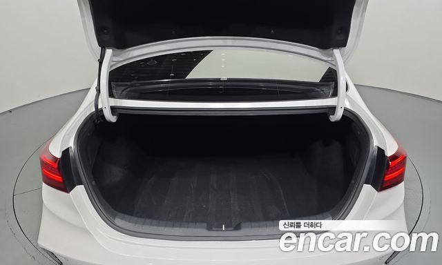 Kia K3 2022 — photo 27