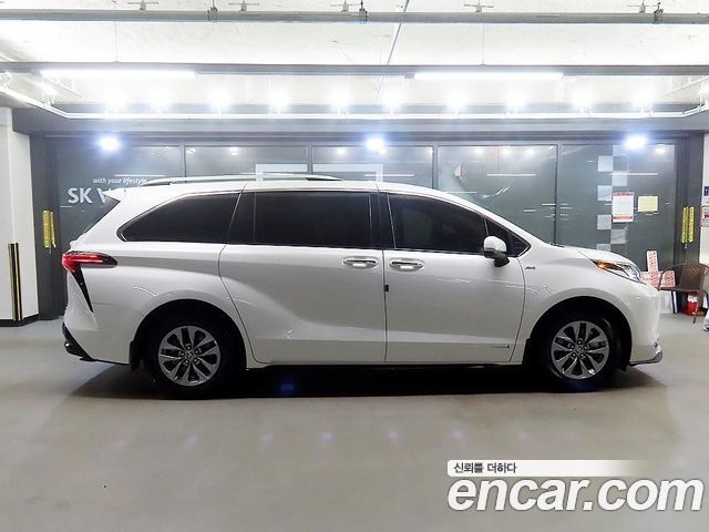Toyota Sienna 2021 — photo 14