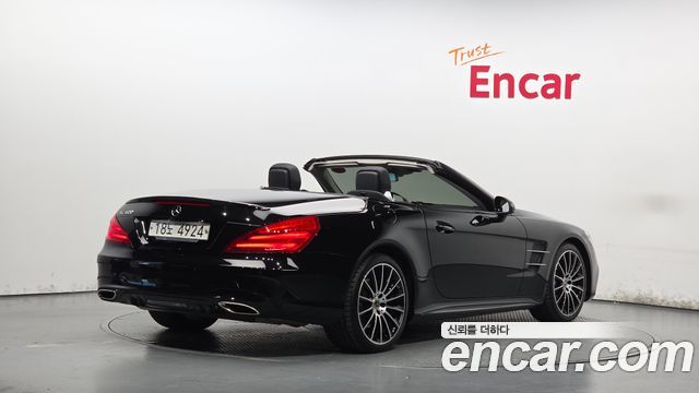 Mercedes-Benz SL-Class 2017 — photo 2