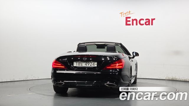Mercedes-Benz SL-Class 2017 — photo 4