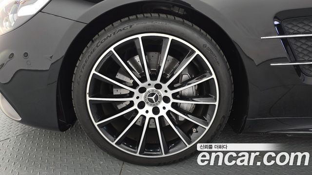 Mercedes-Benz SL-Class 2017 — photo 5