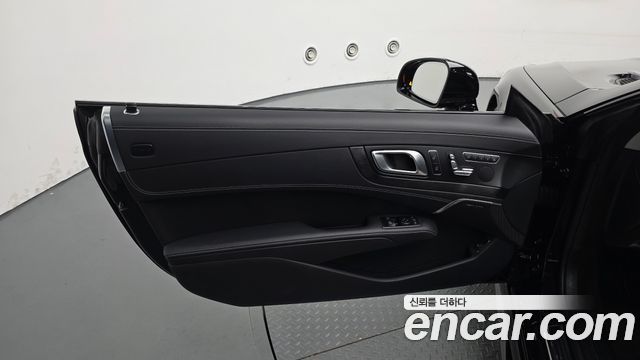 Mercedes-Benz SL-Class 2017 — photo 15