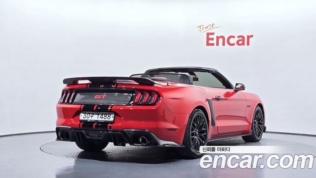 Ford Mustang 2019 — photo 2