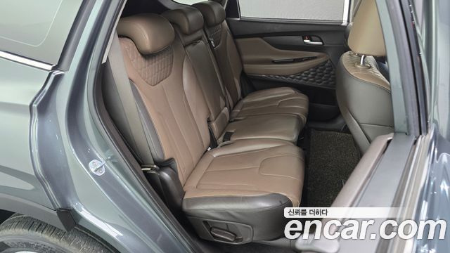 Hyundai Santafe 2019 — photo 17