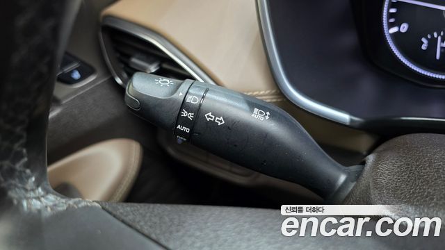 Hyundai Santafe 2019 — photo 25