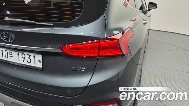 Hyundai Santafe 2019 — photo 9