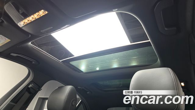 Mercedes-Benz E-Class 2023 — photo 21
