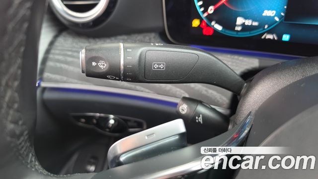 Mercedes-Benz E-Class 2023 — photo 29