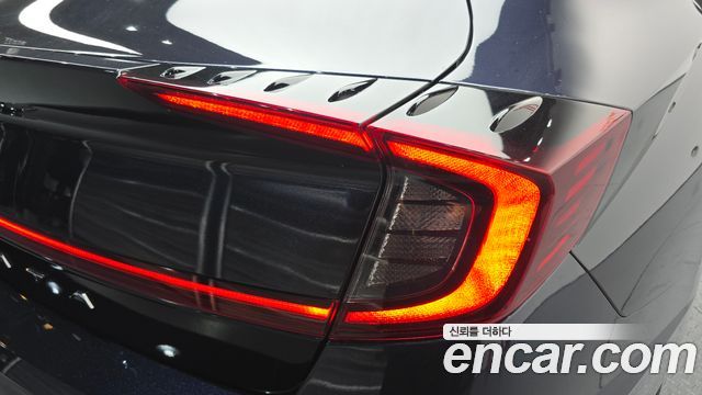 Hyundai Sonata 2020 — photo 9