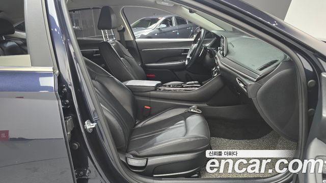 Hyundai Sonata 2020 — photo 16