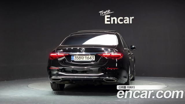 Mercedes-Benz S-Class 2022 — photo 4