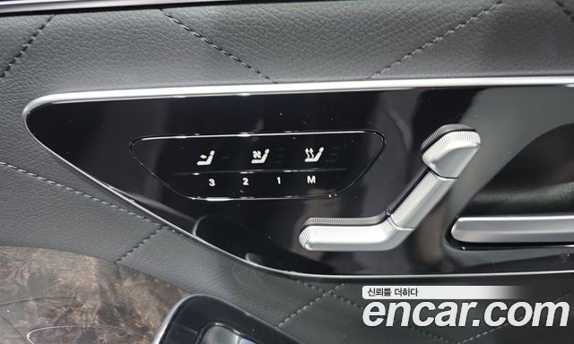 Mercedes-Benz S-Class 2022 — photo 22