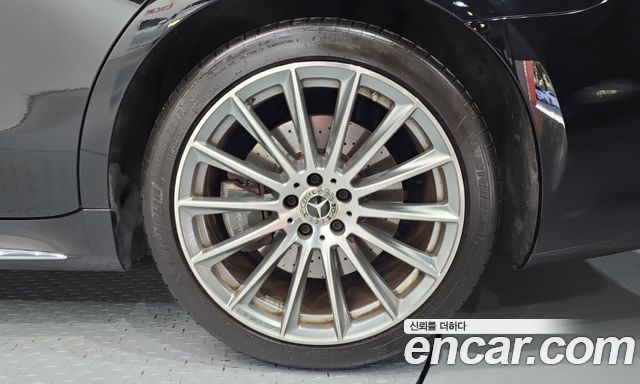 Mercedes-Benz S-Class 2022 — photo 7