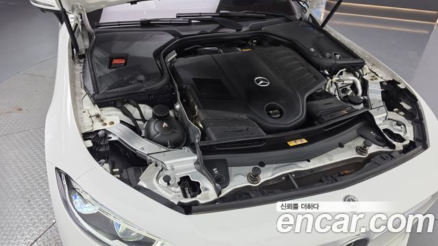 Mercedes-Benz CLS-Class 2021 — photo 6